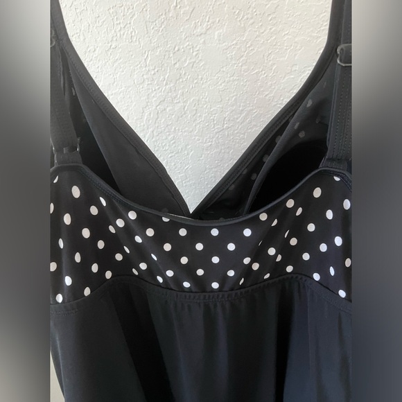 Swim skirt/skort/dress size 18, black with white polkadots. - Picture 5 of 9